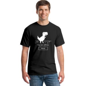 modelo exibe camiseta criativa