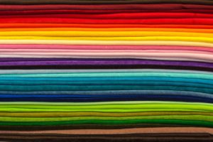 escolha de tecido para uniformes empresariais